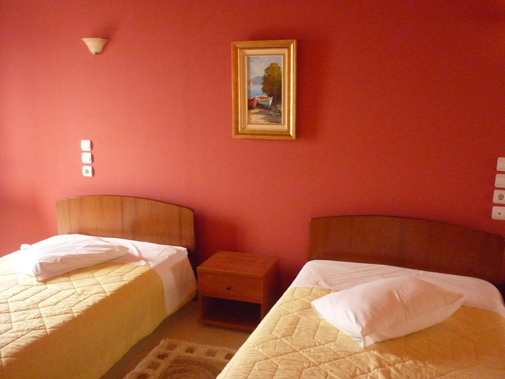 Hotel Dimitra Tsoukalaíika Habitación foto